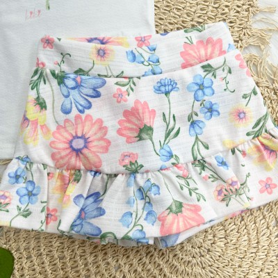 Verão 2027 Conj. Blusa Branca e Shorts saia floral 